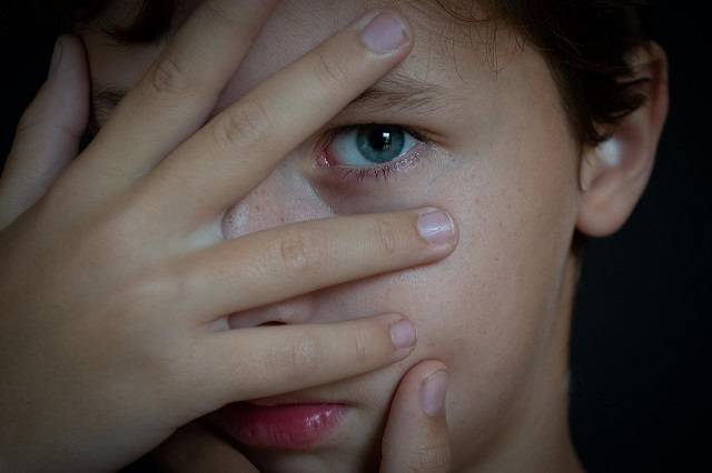 Disposition névrotique à l’angoisse : des craintes infantiles qui persistent