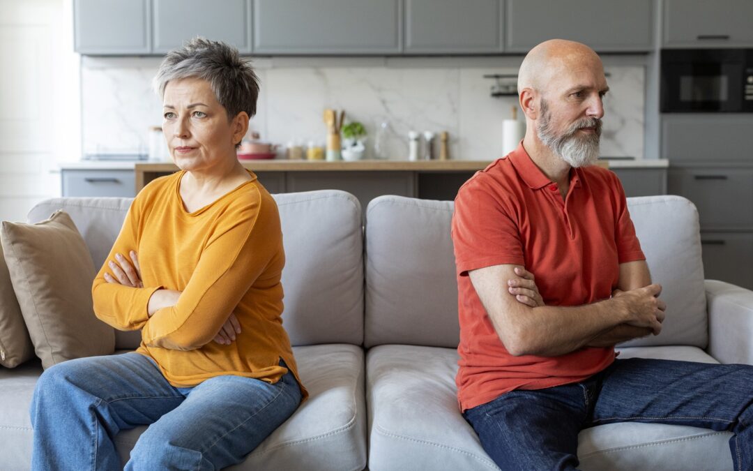 Crise de la quarantaine couple : comprendre, traverser et transformer cette période difficile